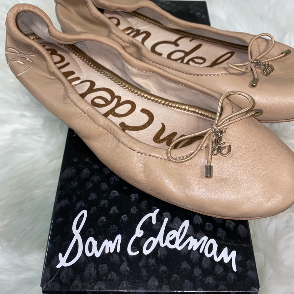 Sam Edelman - Tan Flats - Size 8